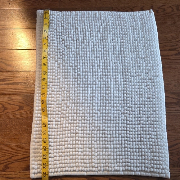 White Textured Bath Mat - Picture 2 of 3
